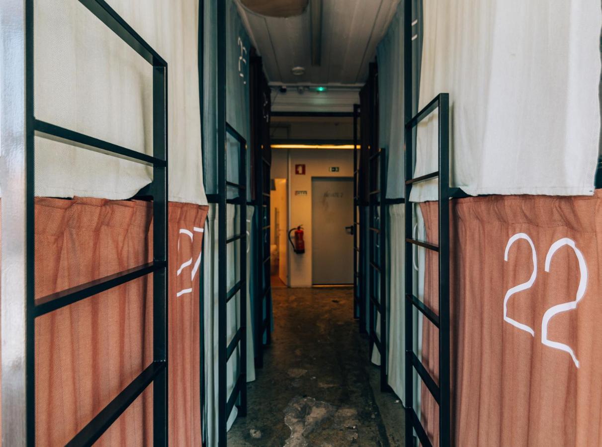 Lx Hostel Lisbon Luaran gambar